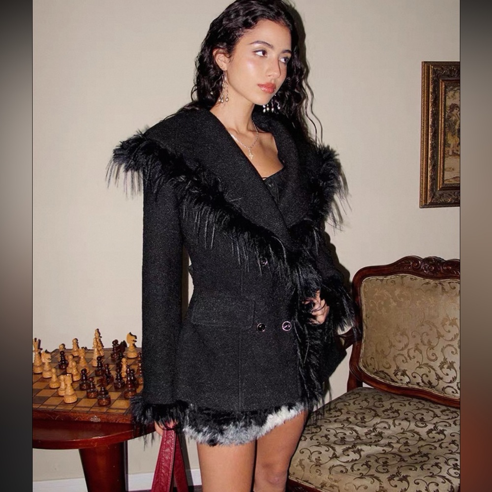 Elegant Black Faux Fur Trimmed Women's Coat